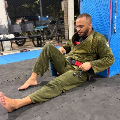 JONATHAN SANTOS 