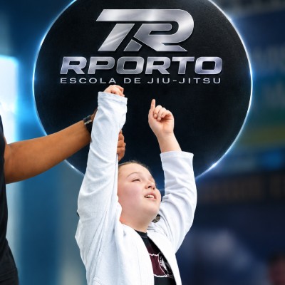 MARCELA VITORIA SANTOS MAXIMO 